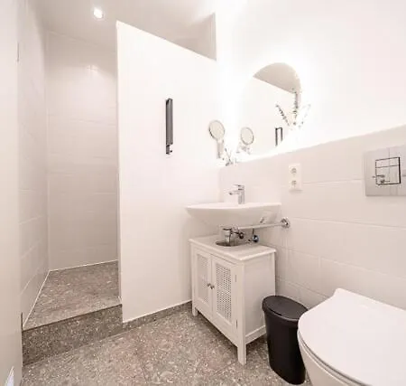 3 Modern For 6 Bogenhausen Near Messe Munich